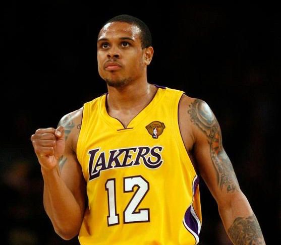 法甲清晨走向成谜,纽约尼克斯官宣签约,质疑声仍在,年轻球员得到机会的简单介绍 法甲清晨走向成谜,纽约尼克斯官宣签约,质疑声仍在,年轻球员得到机会的简单介绍